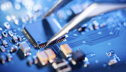 瑞芯微电子IPO被否 英特尔双重角色下的风险警示